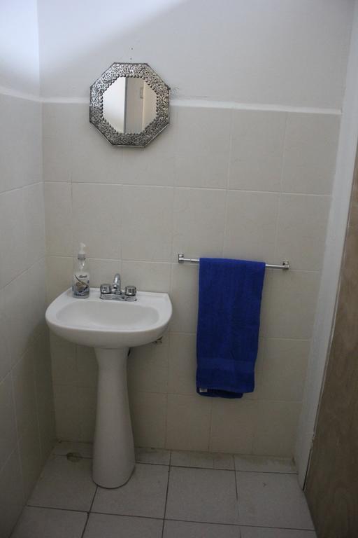 קוארנבאקאבה Hostal Olympia מראה חיצוני תמונה