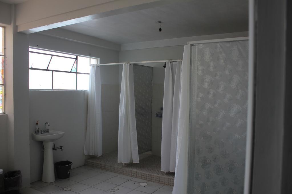 קוארנבאקאבה Hostal Olympia מראה חיצוני תמונה